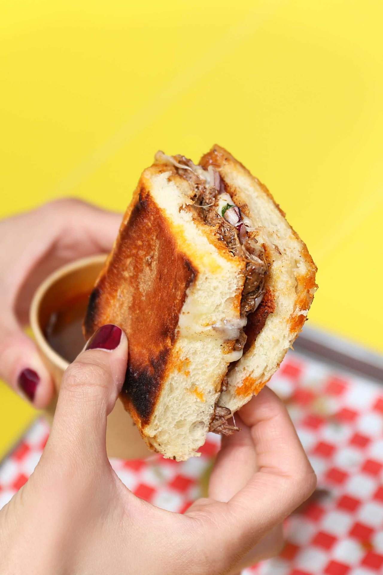 Melt, beef and toasted bread